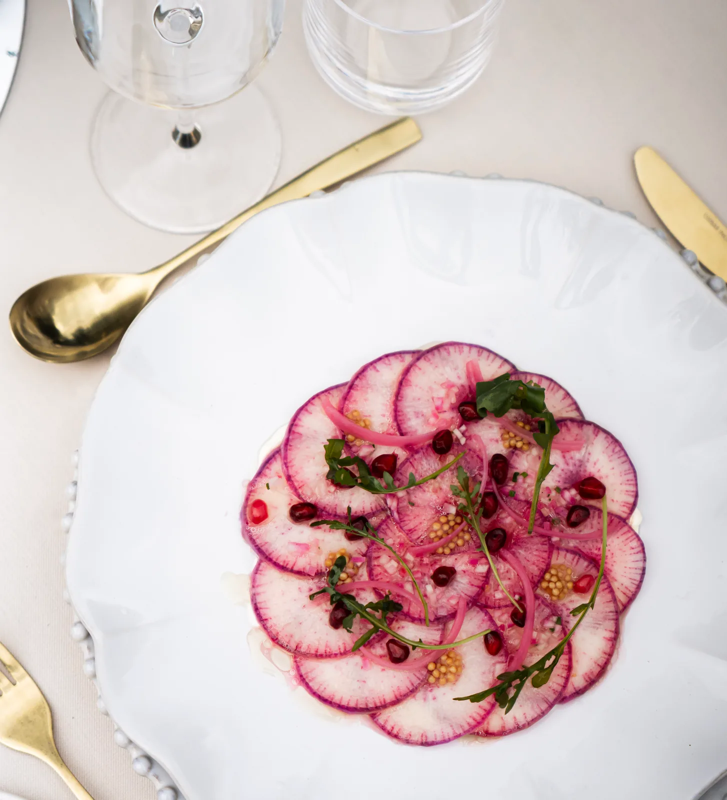 Assiette en rosace