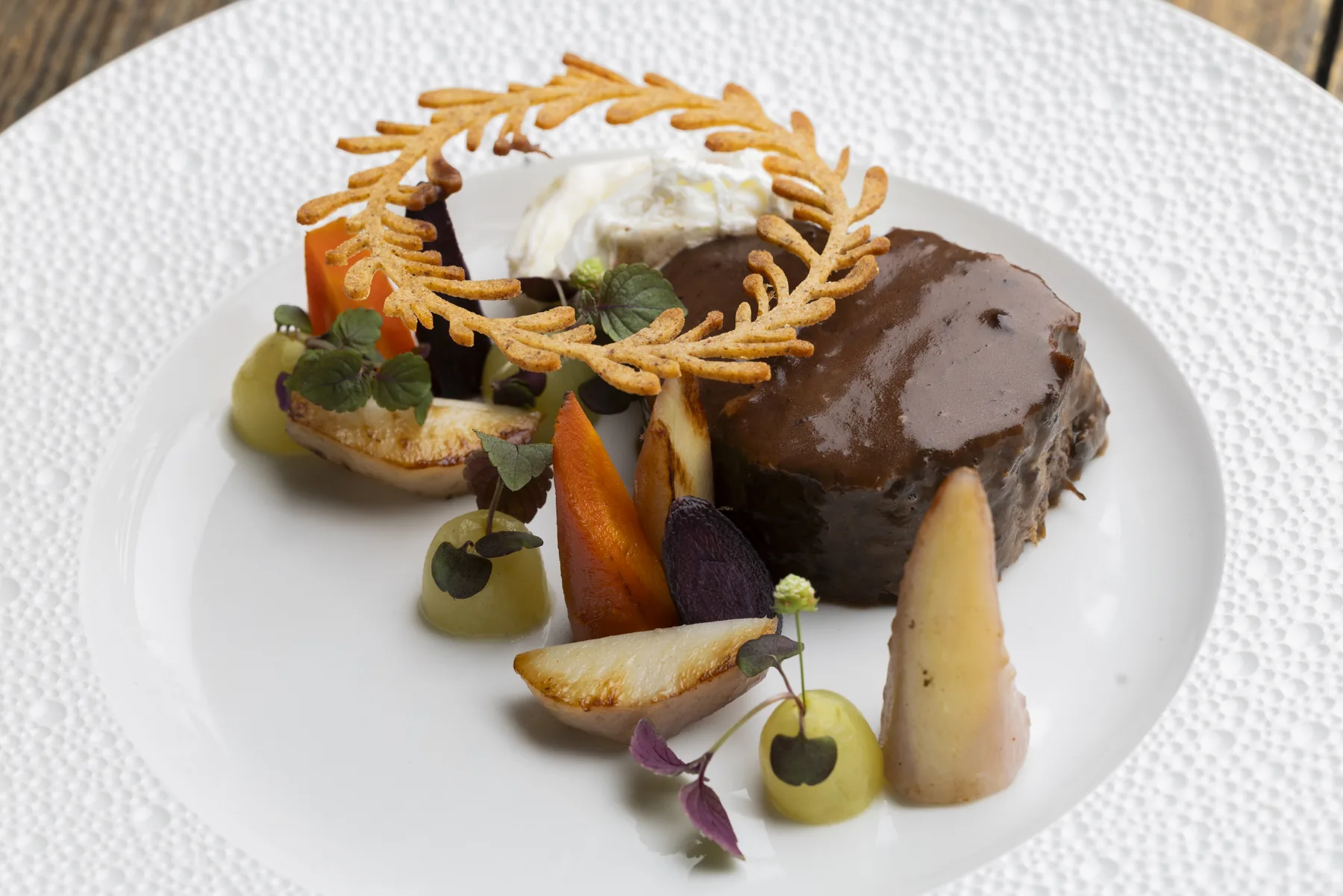 Pièce braisée, légumes glacés